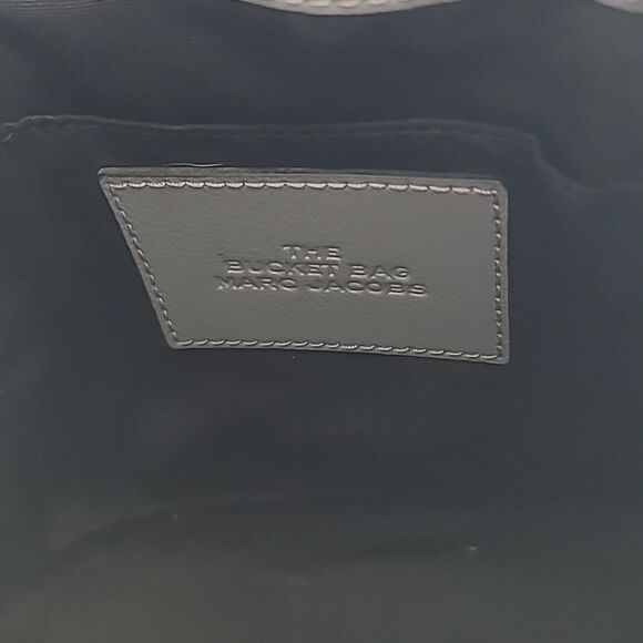 Marc Jacobs The Leather Bucket Bag In Slate Blue Crossbody - Picture 9 of 10